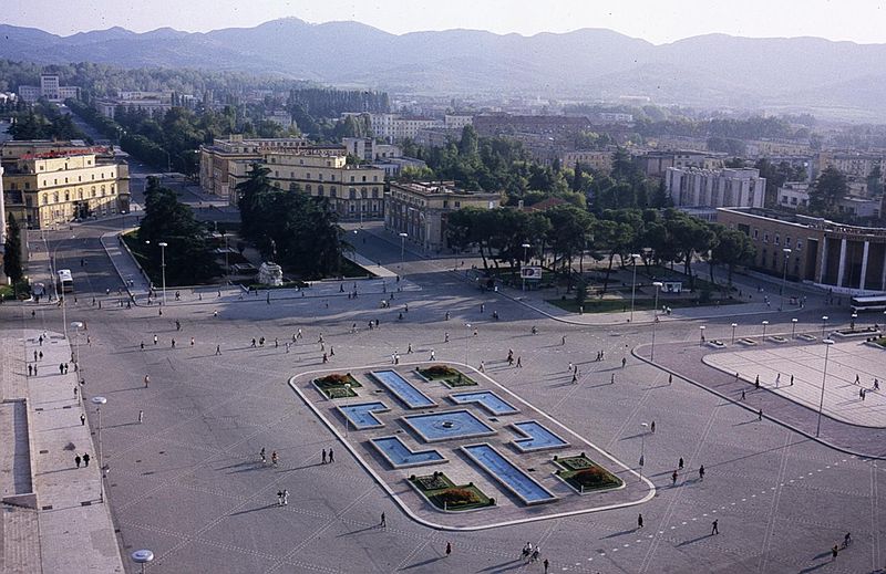 Aerial image of Skanderbeg Square in 1988.
